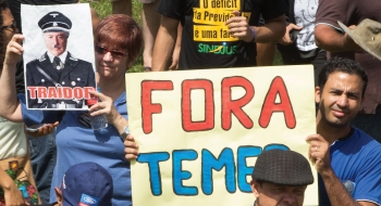 Goianos protestam contra a gestão do presidente Michel Temer